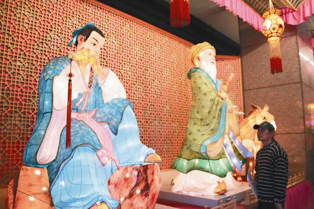 鹿港天后宮花燈 八仙坐鎮