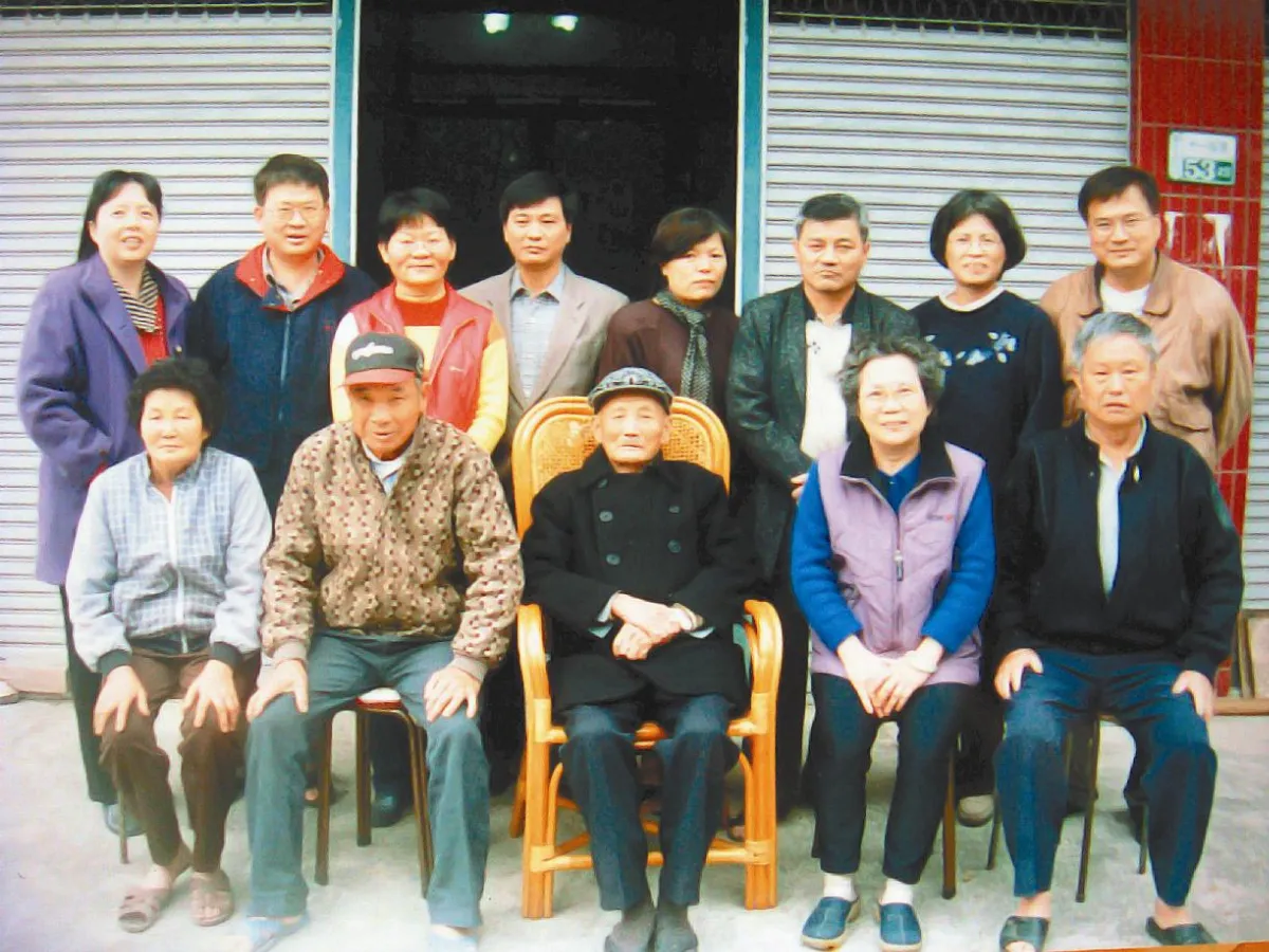 98歲白丁翁  博士之家傳佳話