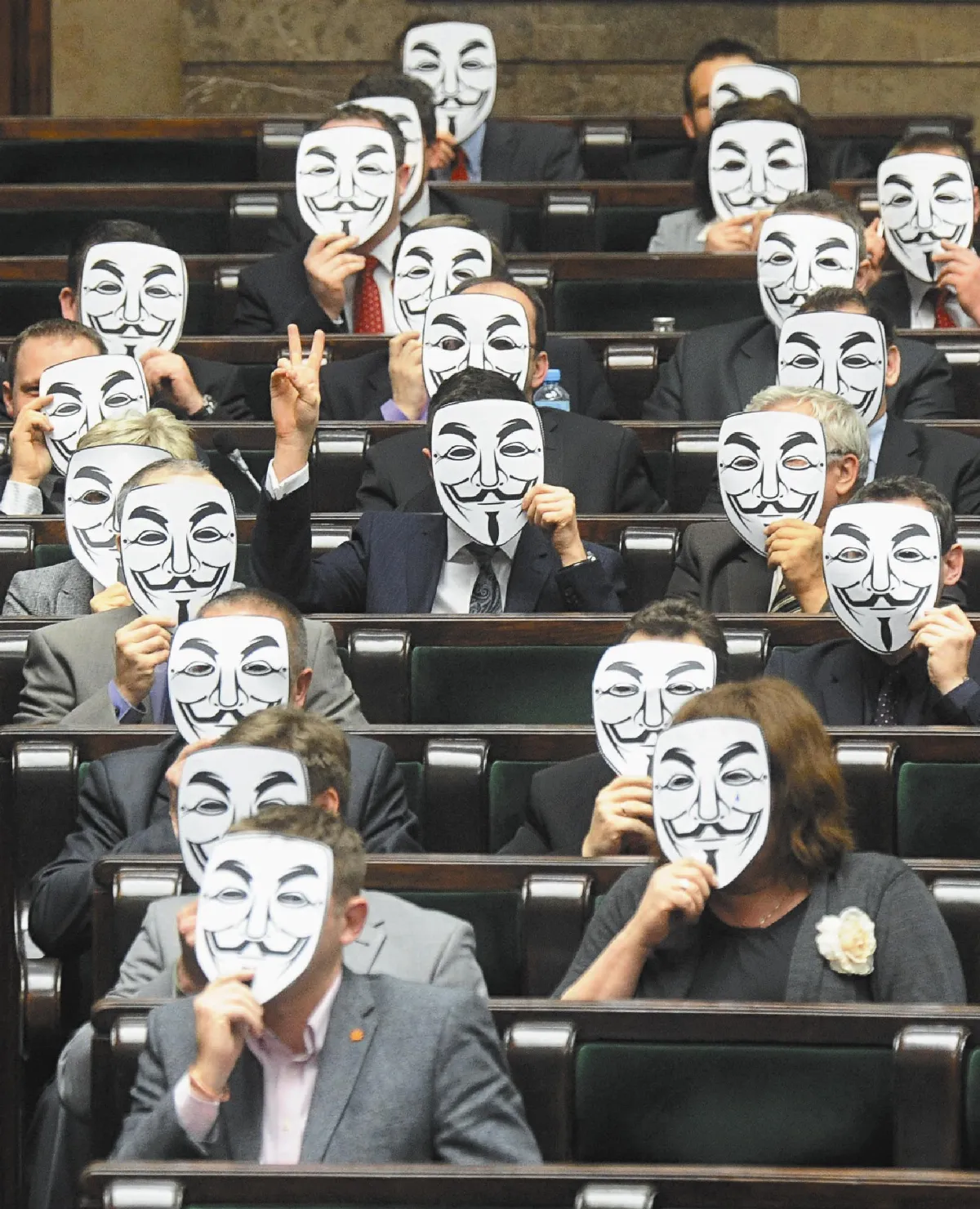 抗議反仿冒協定
