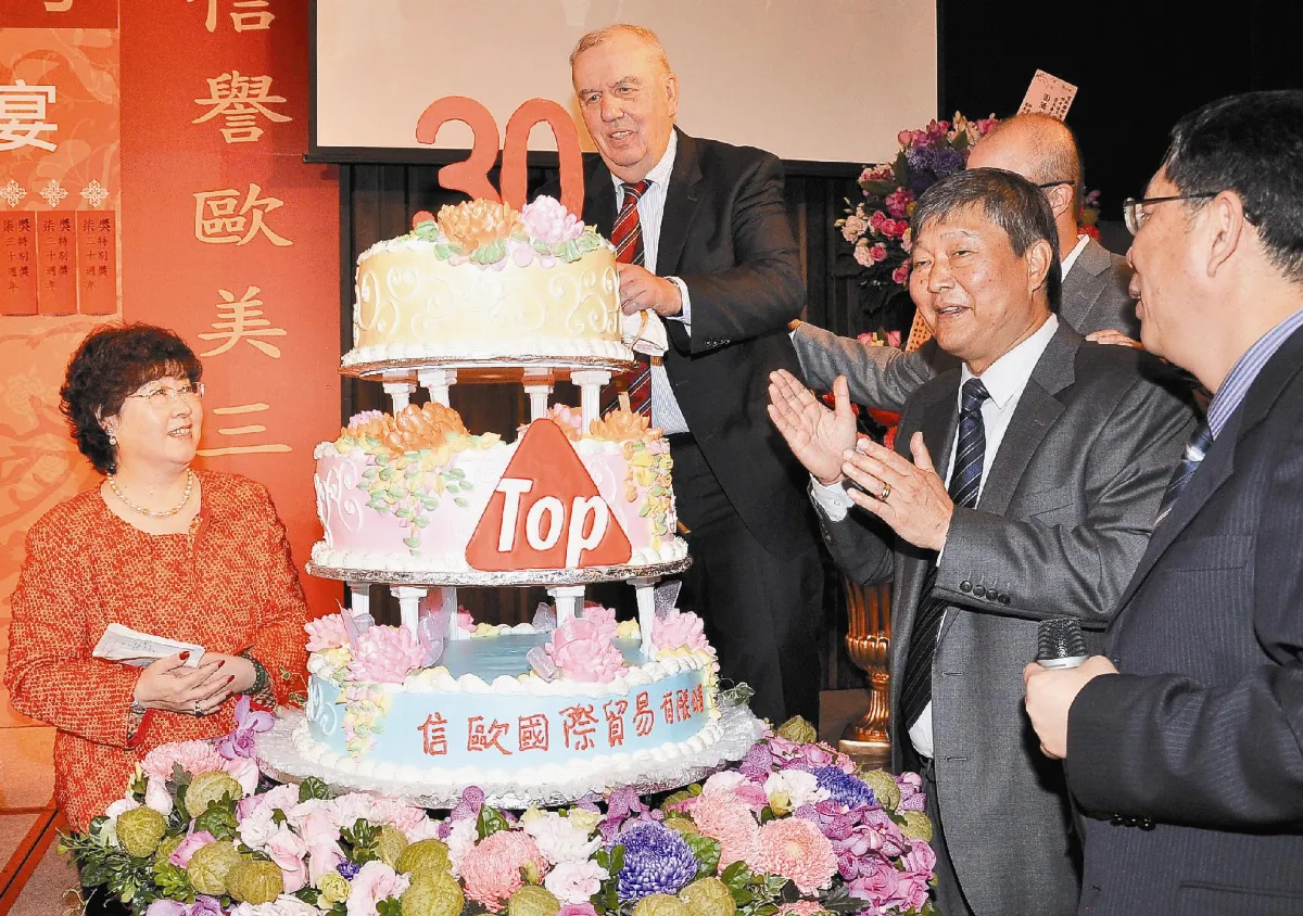 賴維正打造有品名牌 事業、護法有成