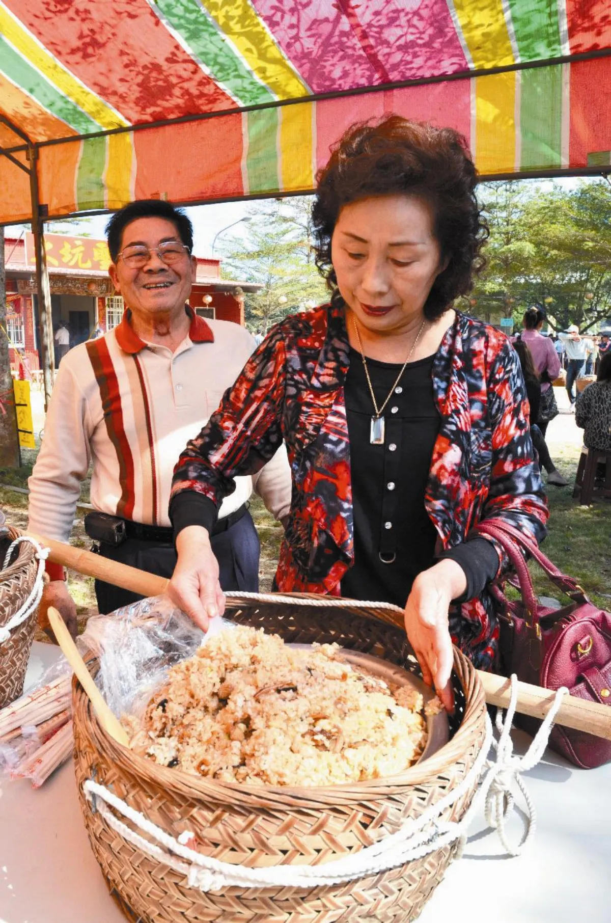 挑飯擔 傳承60年