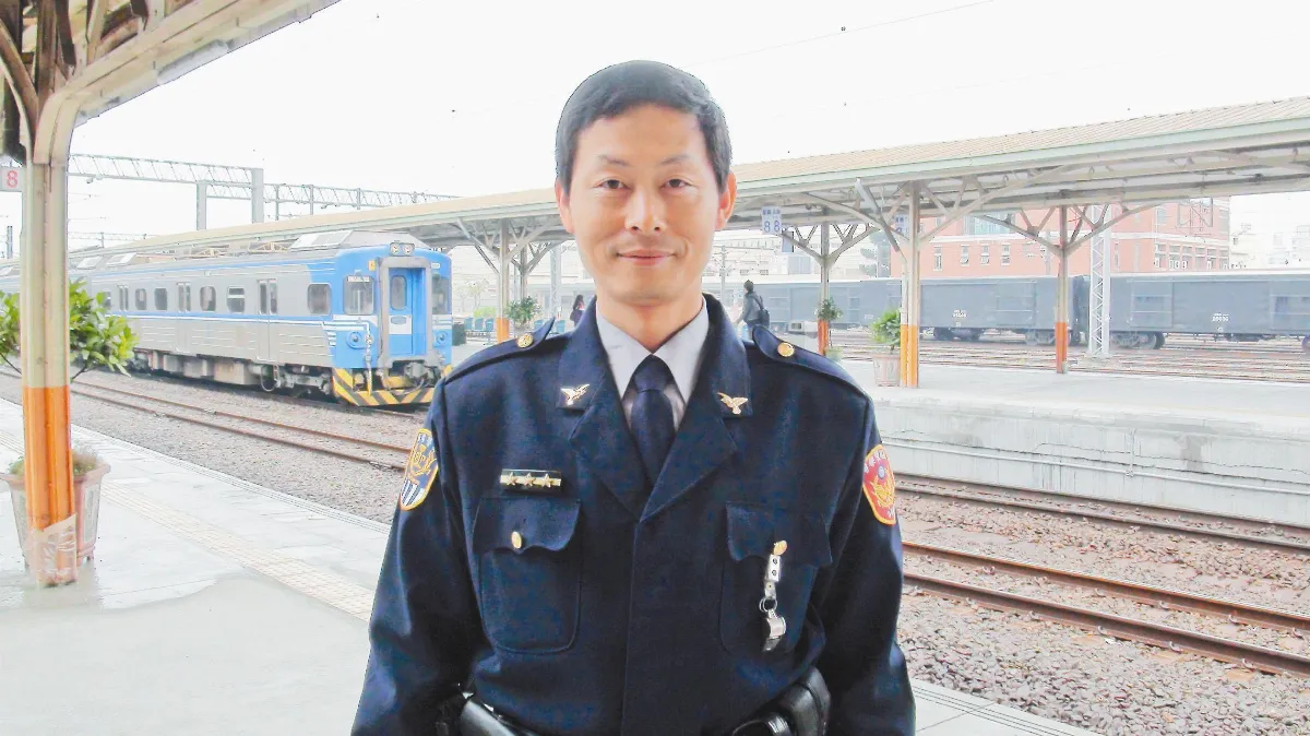 幫15名街友 與家人團圓