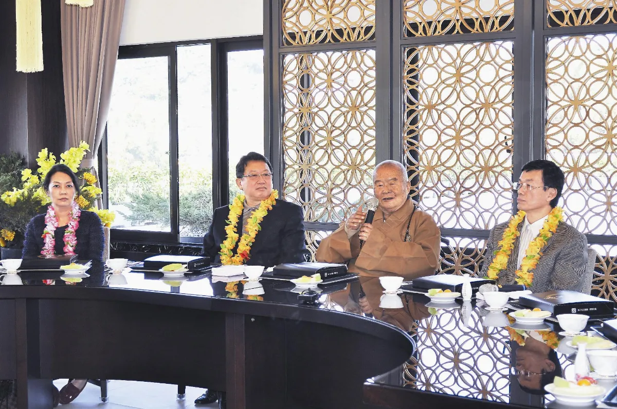 為佛館按讚 應列台灣三大景點