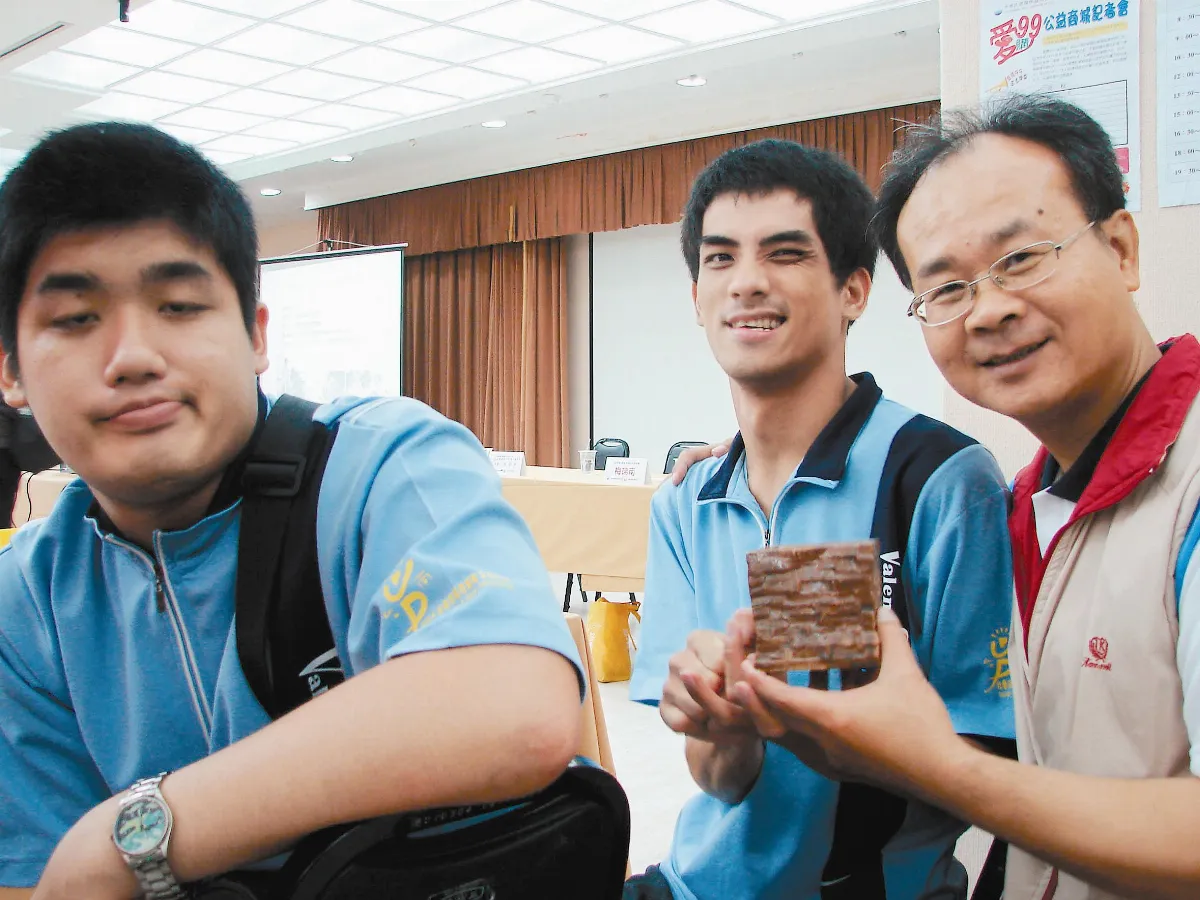 腦麻之友：增加與人溝通意願