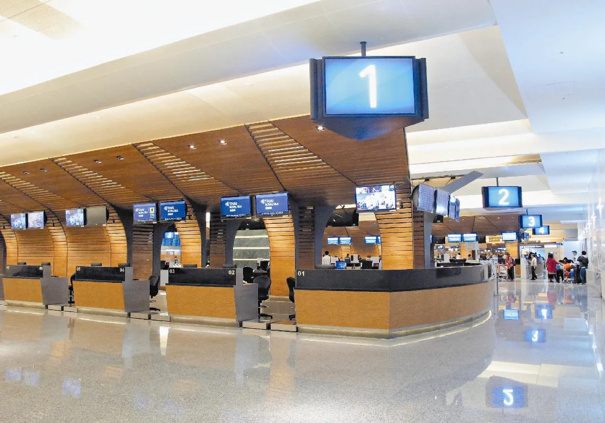 夫妻檔義工 為機場加分