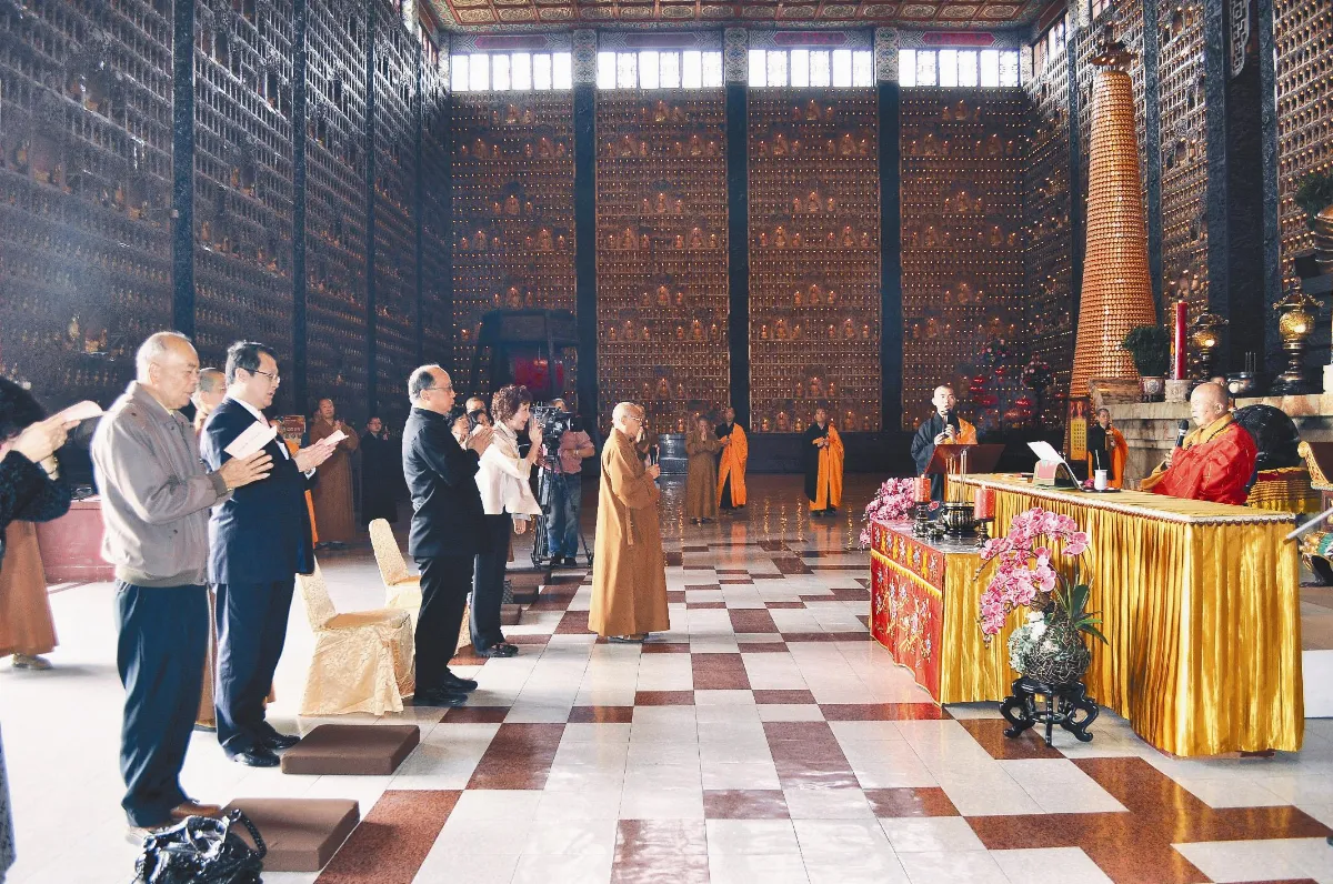 難忘情人節 胡志強伉儷皈依三寶