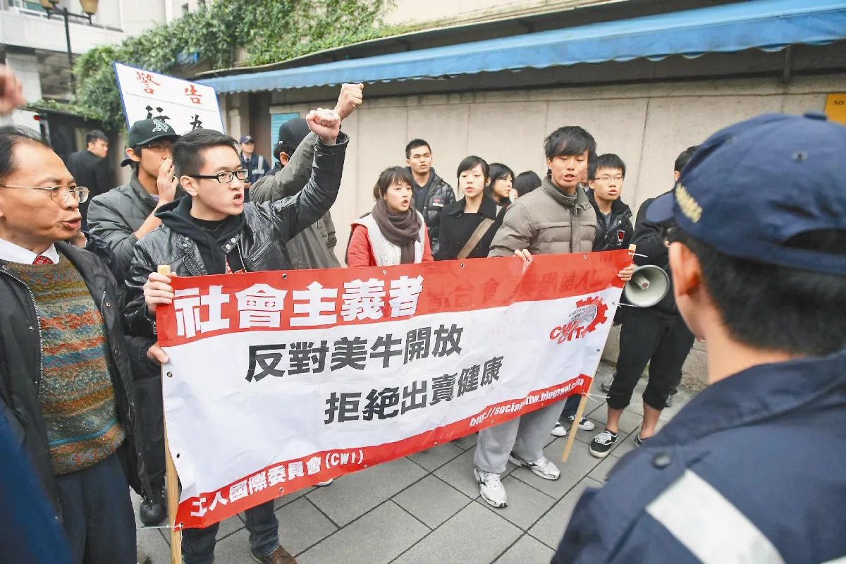 周美青說故事 旗津兒童聽入迷