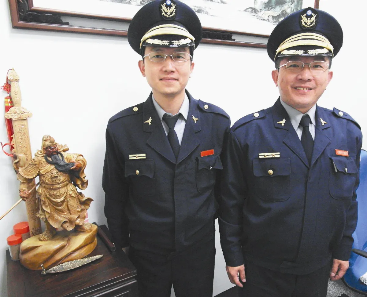 都在同一個警分局 虎兄龍弟 聯手維護治安