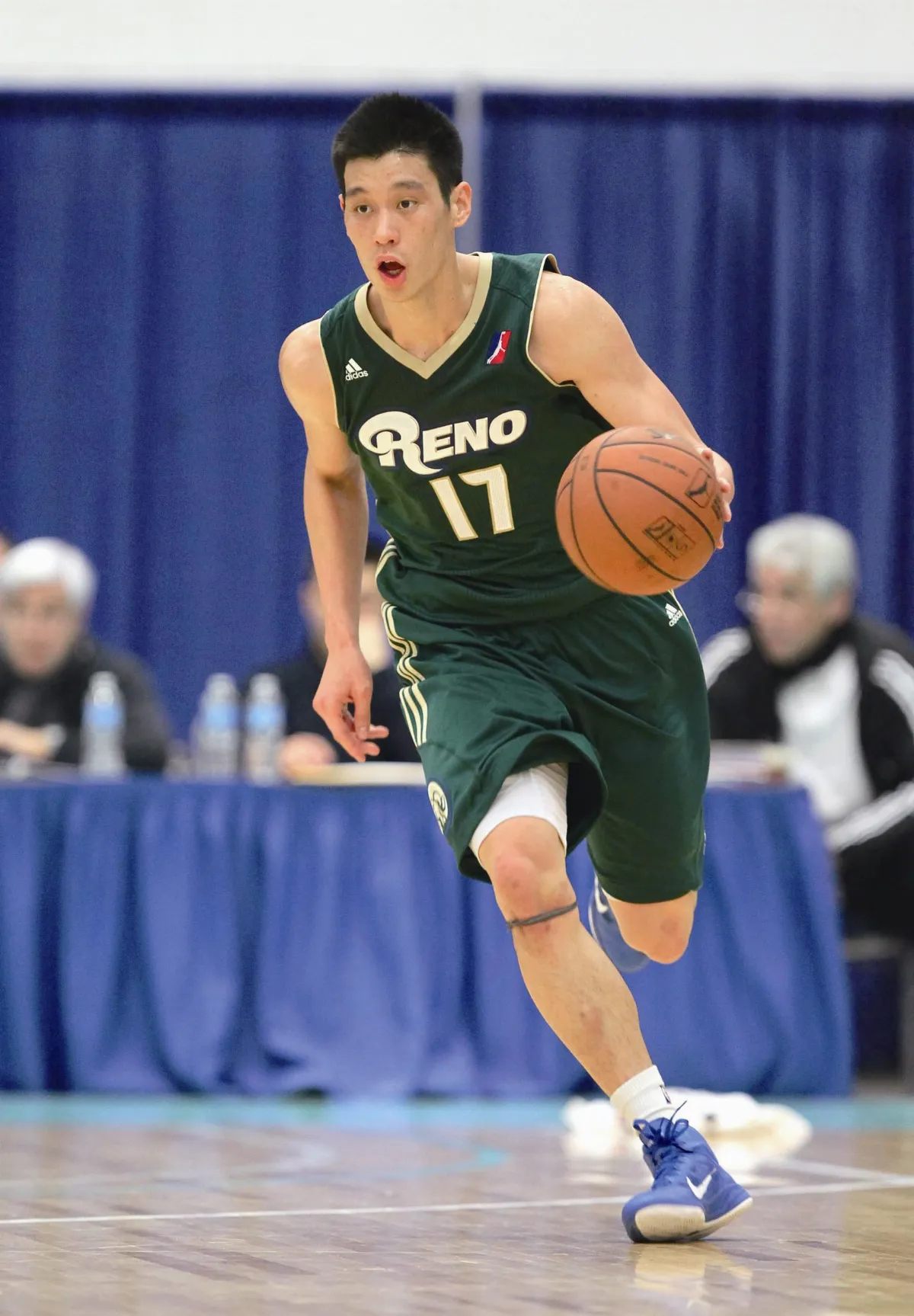 林書豪振奮了鬱悶地球人