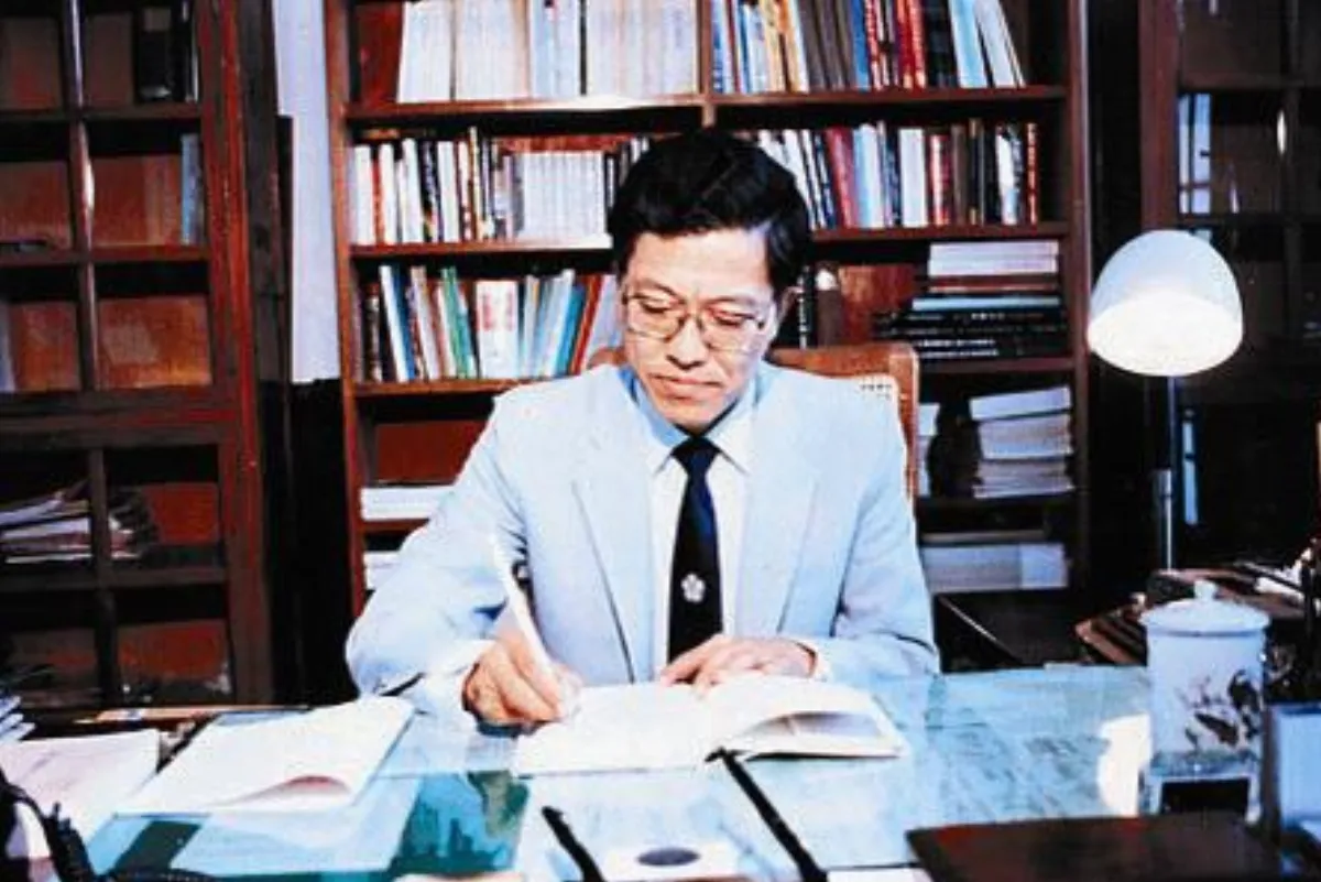 文人檔案   人間有情．義游於藝