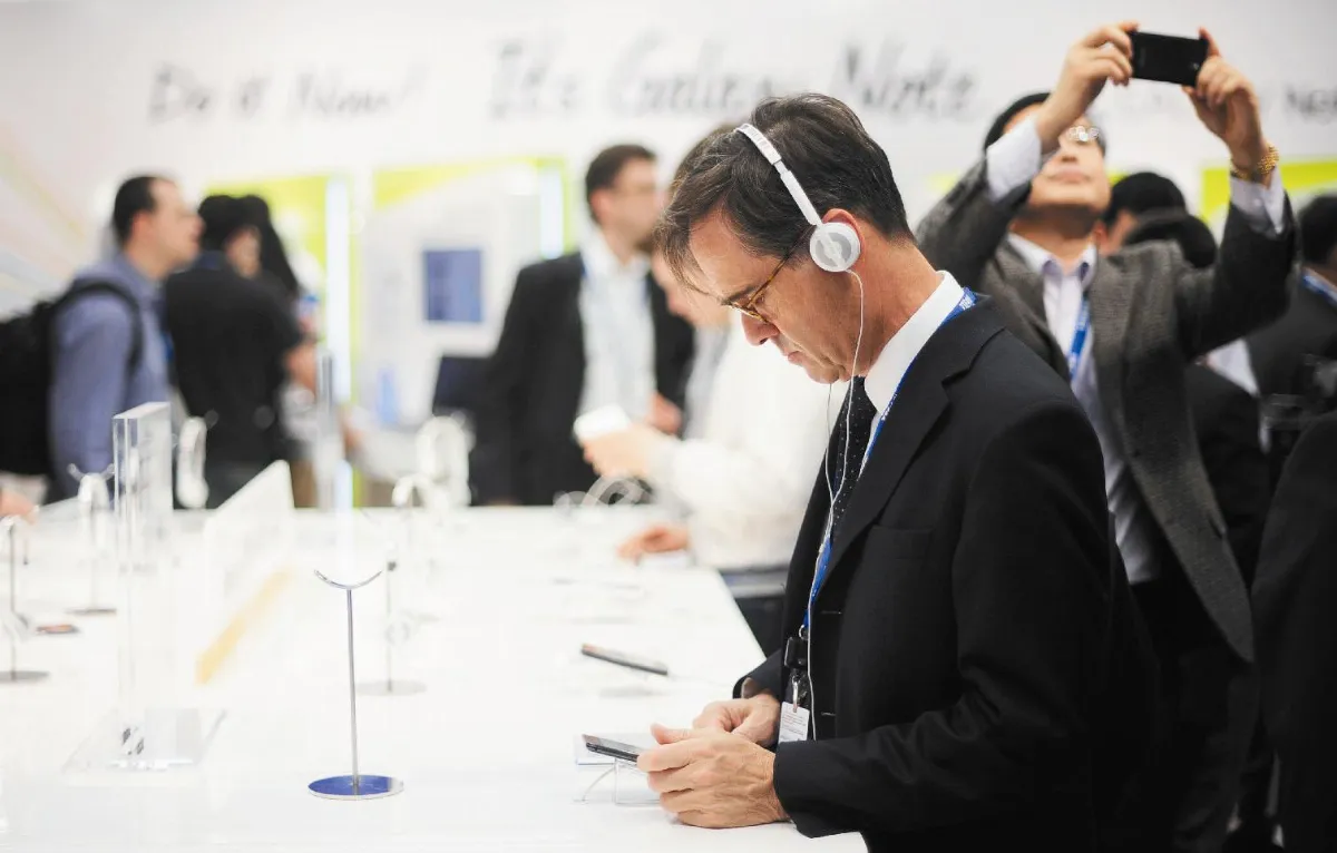 4核心搶市場 MWC開幕擠爆