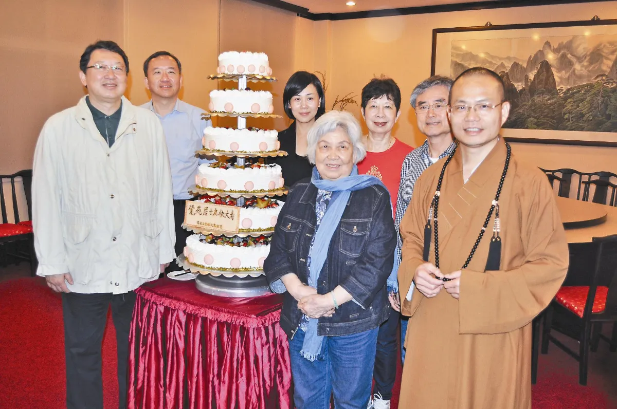 母親90大壽 趙怡全家佛光山皈依