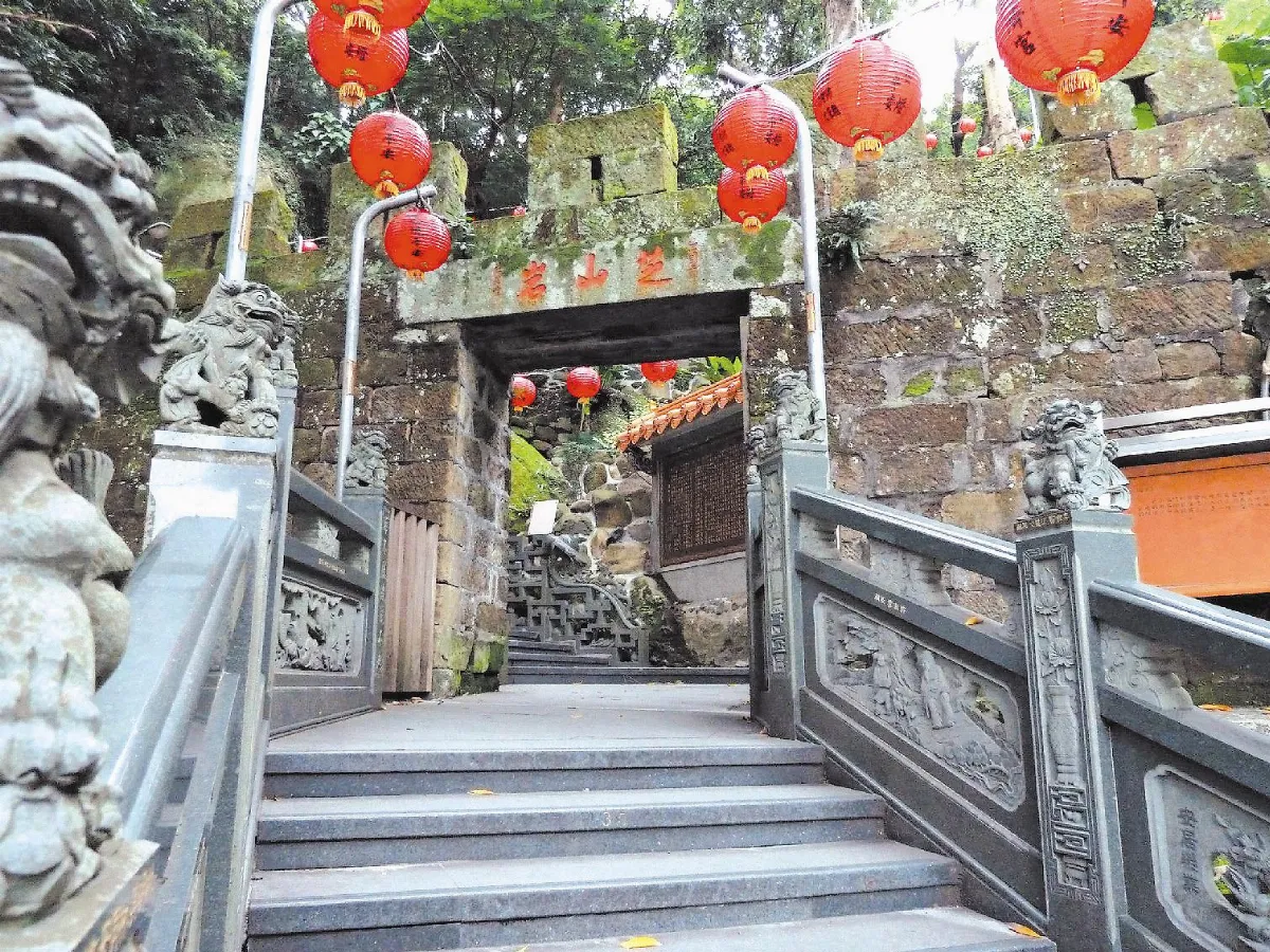 【小角落‧尋古意】 芝山兒隘門