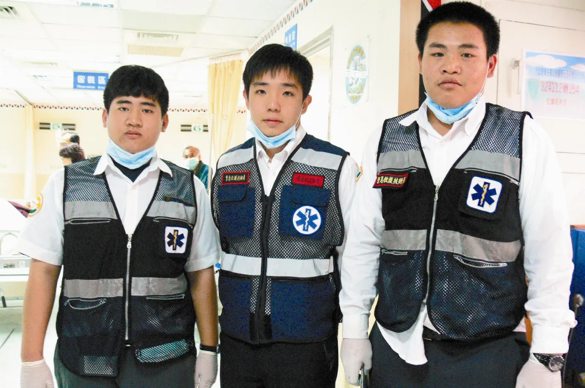 5個孩子 全在車上生