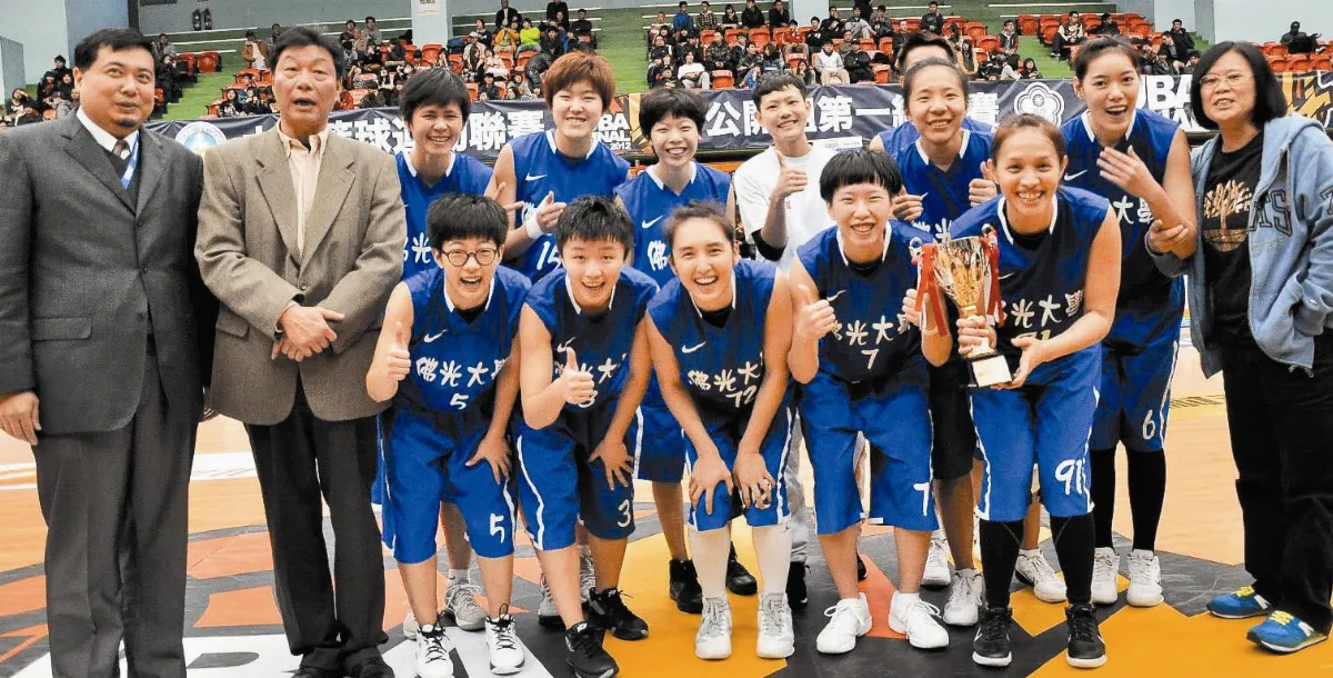 UBA女子組 佛光大蟬聯季軍