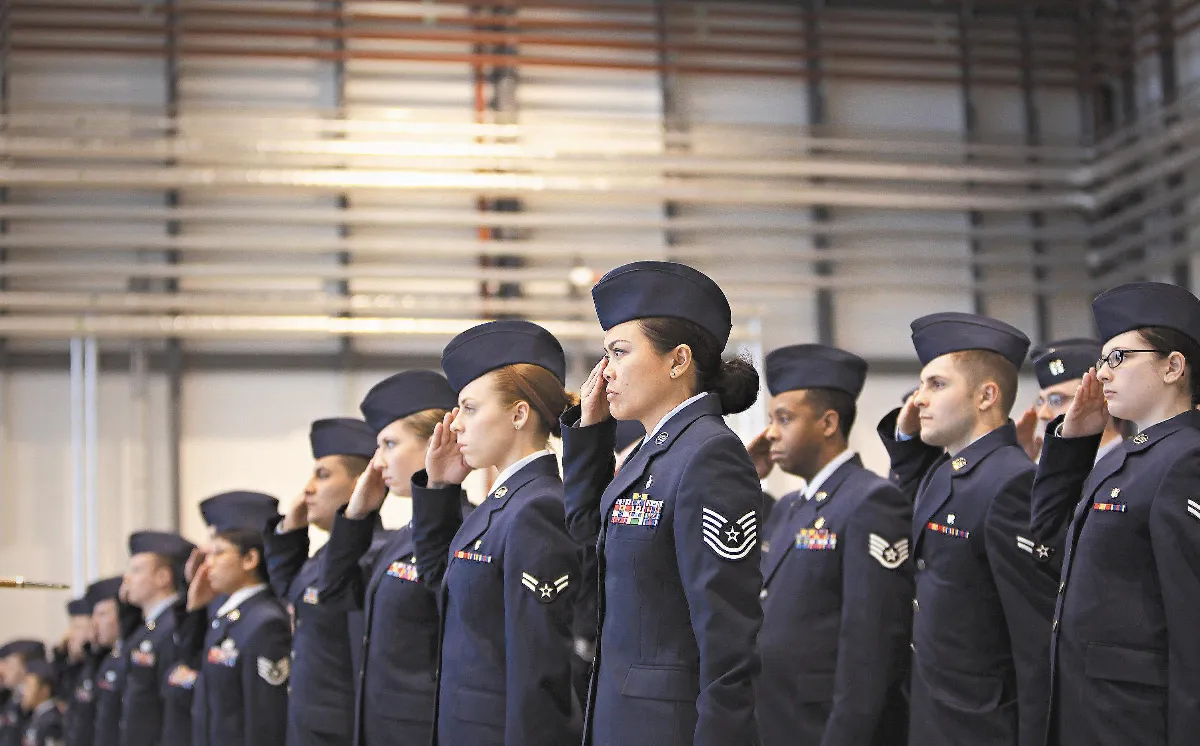 「美國蠻子腦子有病」抑鬱雄獅藏著沒有傷口的傷兵