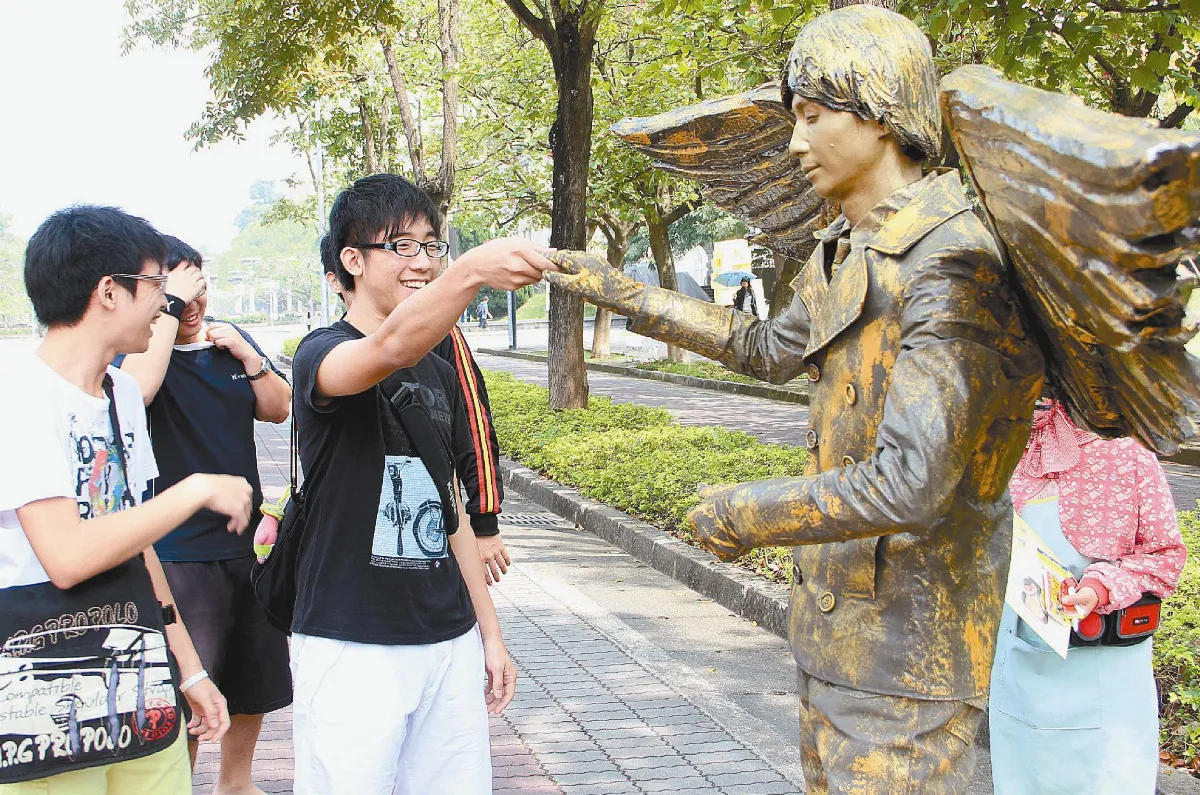 校園美學特色中正大學辦街頭藝術節
