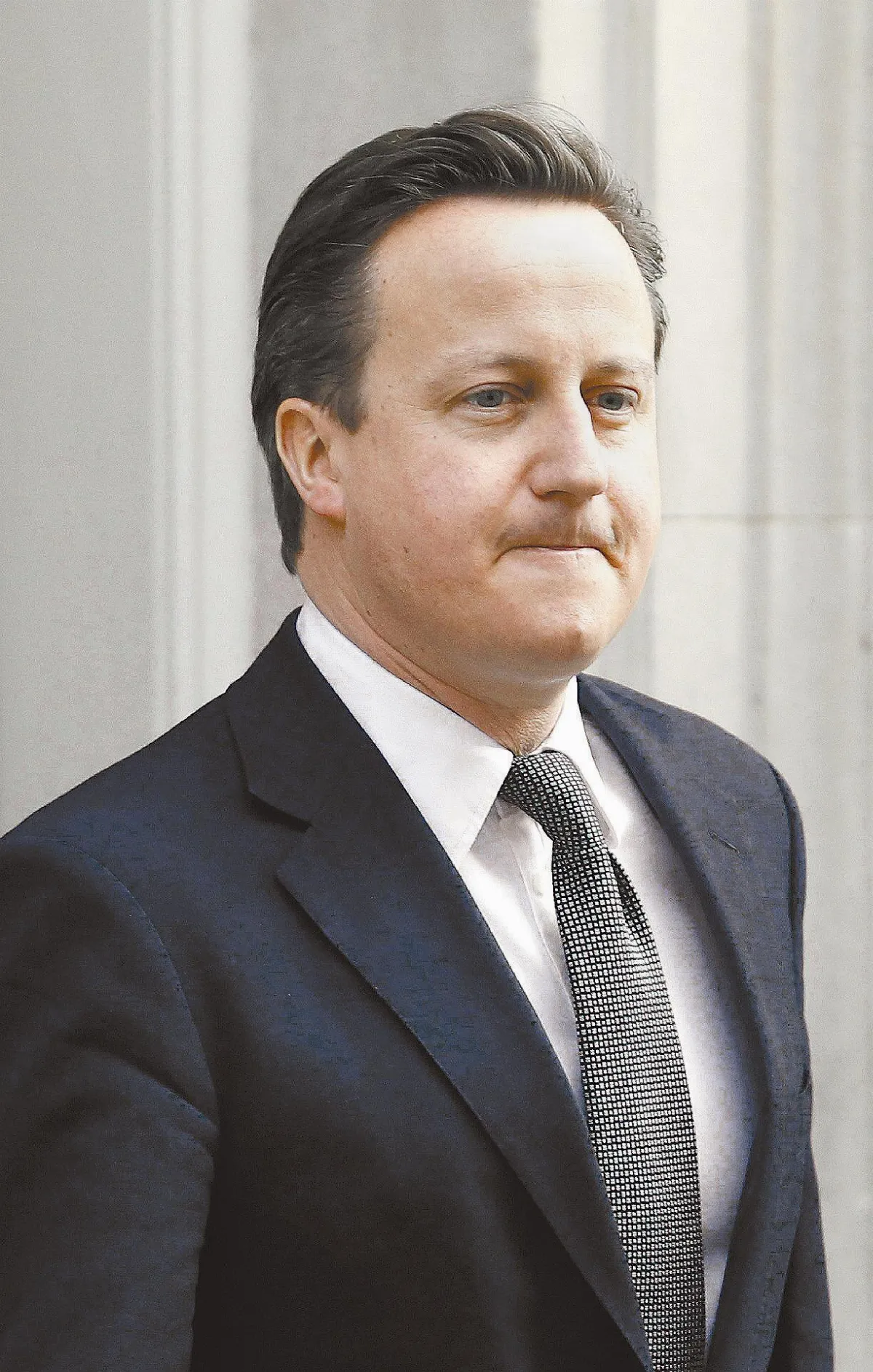 晚餐門款宴金主 英首相認了