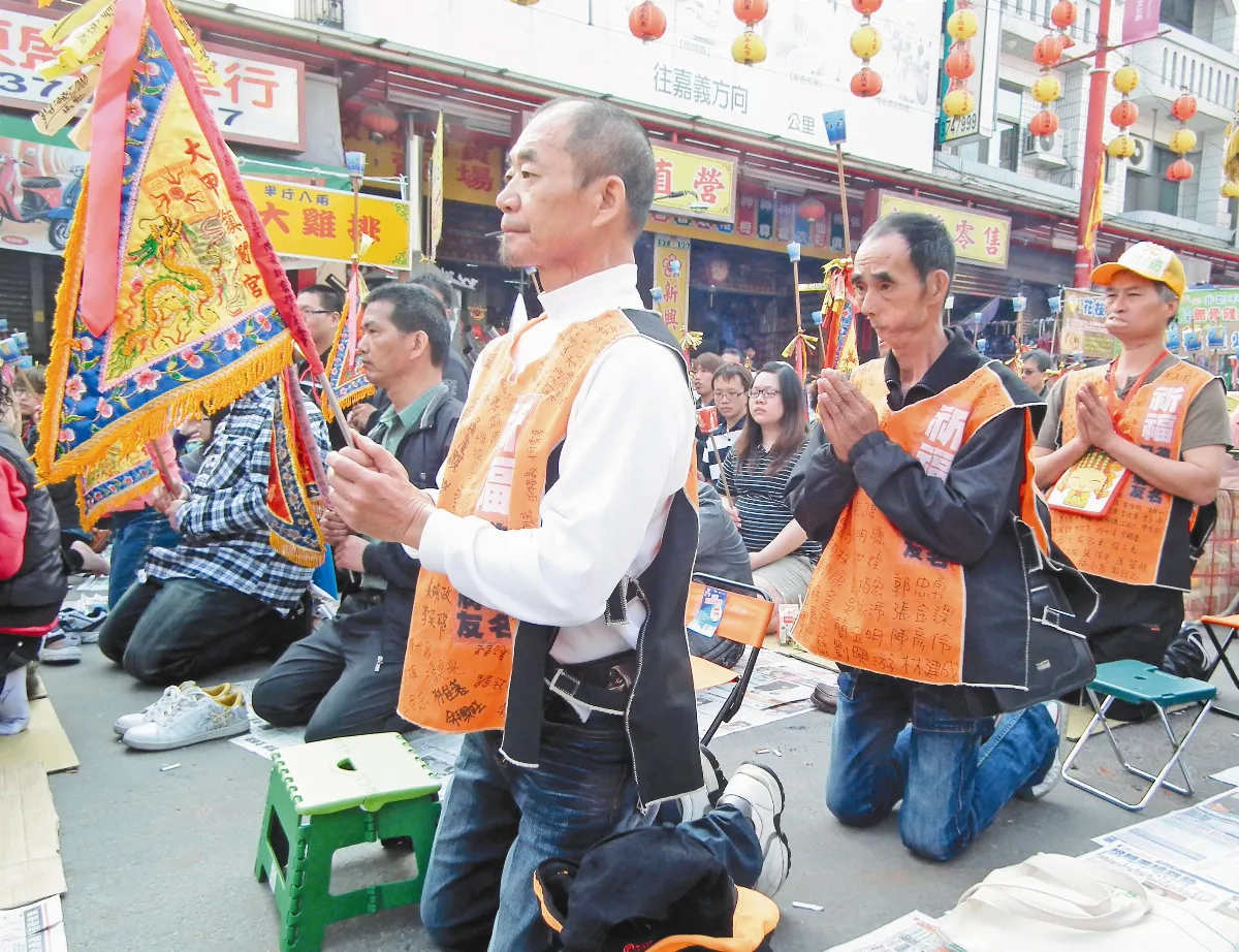 大甲媽今回鑾 幫新港媽祝壽