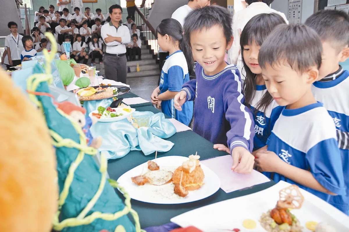 童話創意料理 請小學生評分