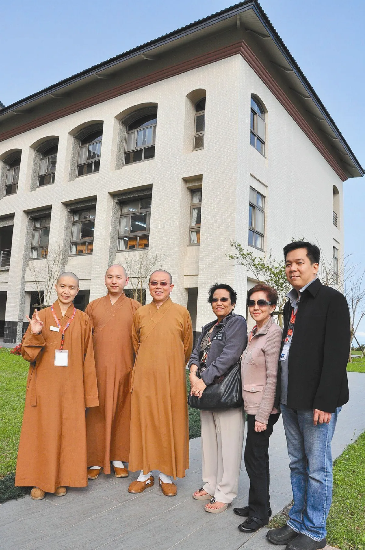 實踐三好校園菲教部次長佛大取經