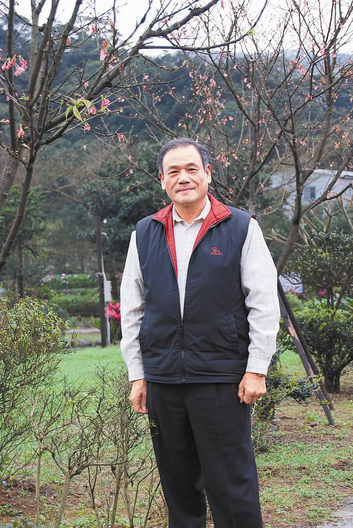 憨人張慶傳 提供土地做綠化