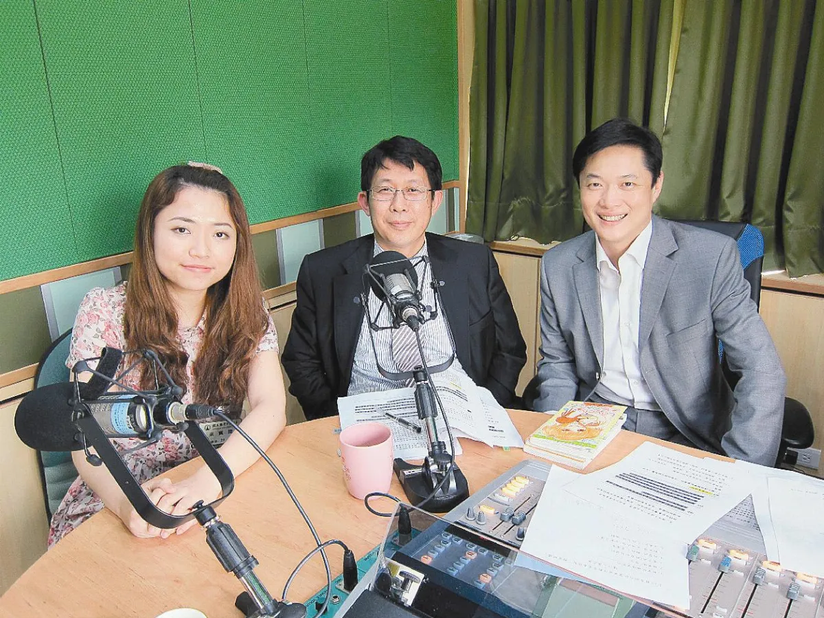 教長邀顆粒 畫12年國教漫畫