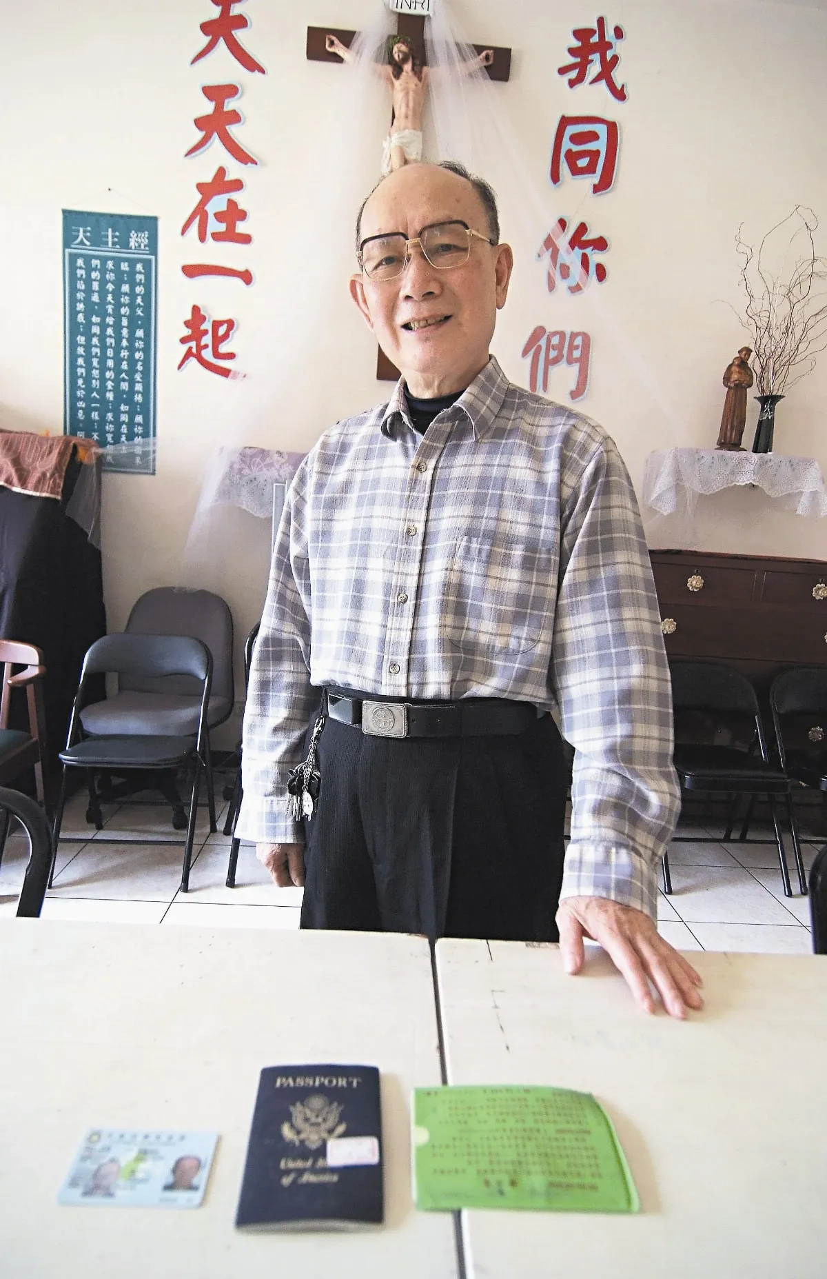 八旬神父精通多語 外配精神依託