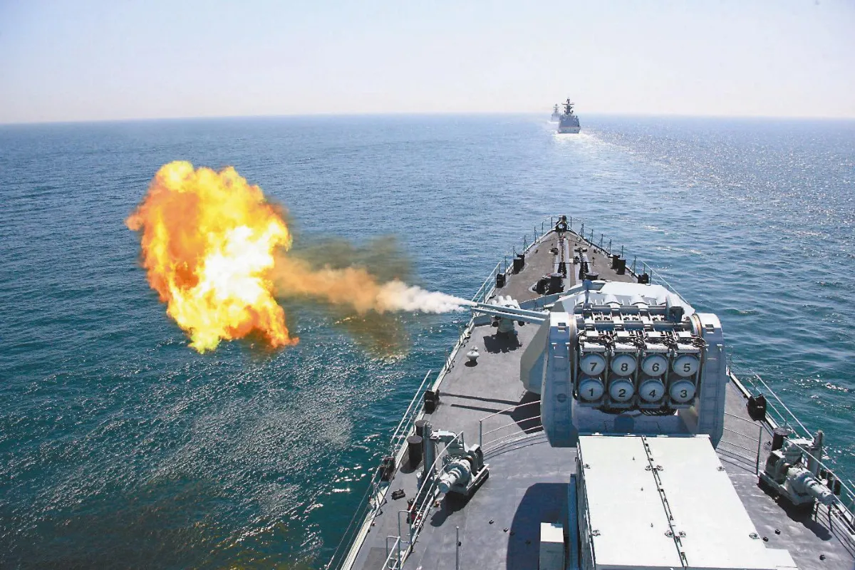 中俄軍演 不明機艦忙偵察