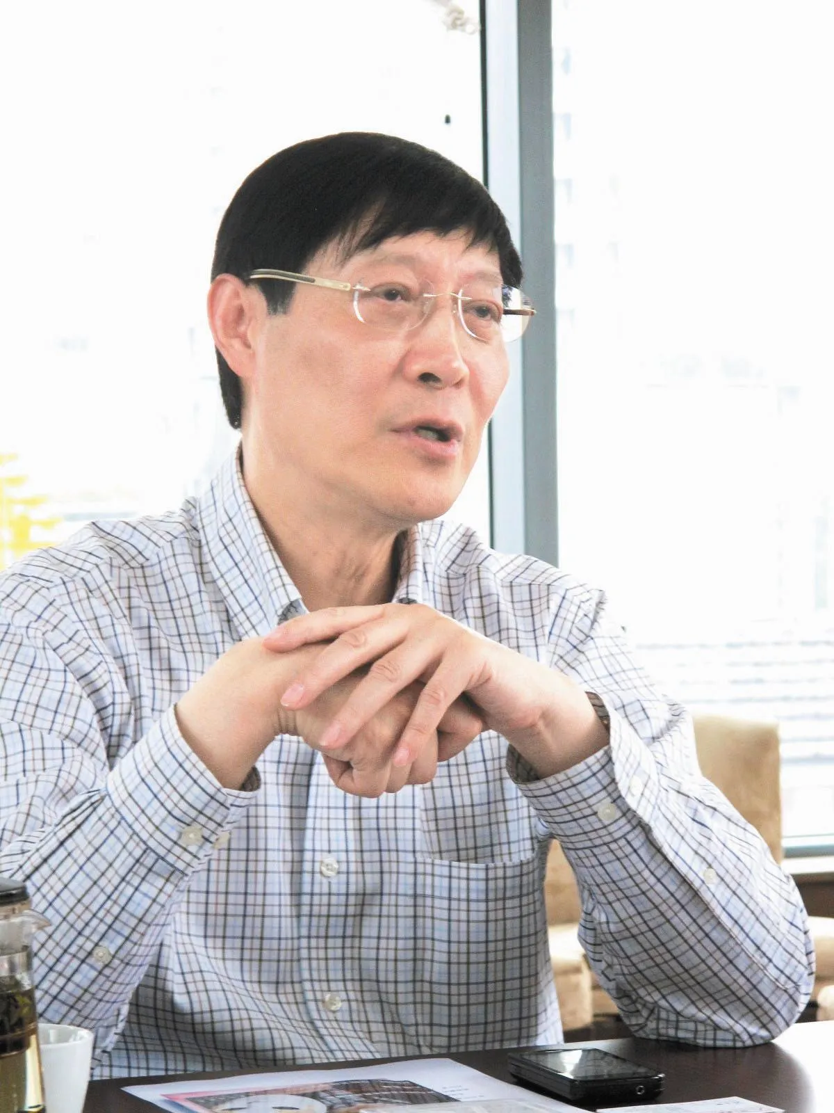 小檔案  榮廣潤