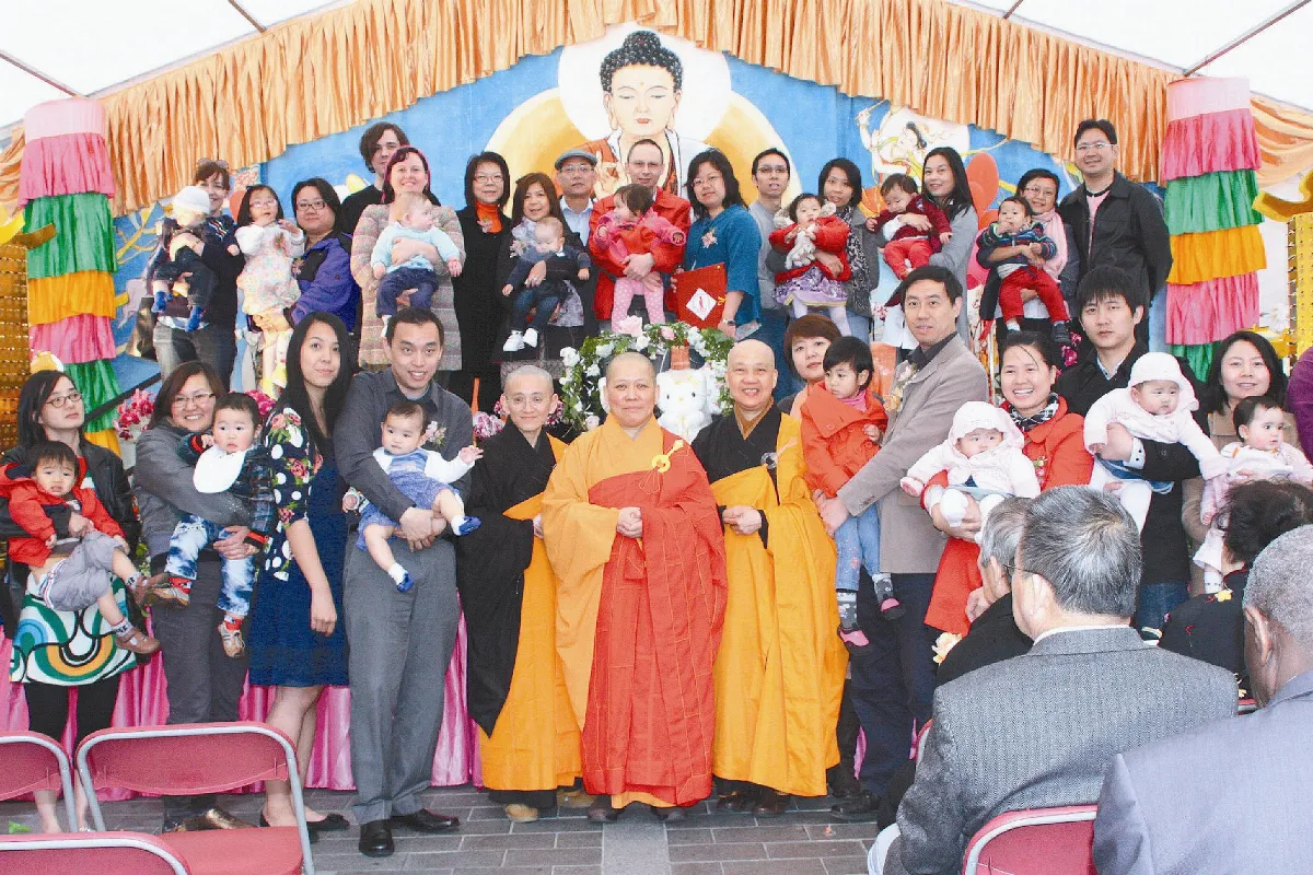 菩提眷屬、毓麟祈福 倫敦慶佛誕