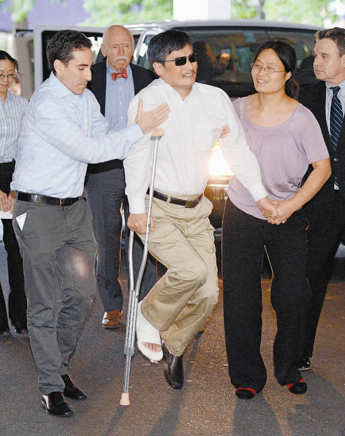 對中國的「克制和冷靜」感到高興陳光誠抵美：公平正義沒國界