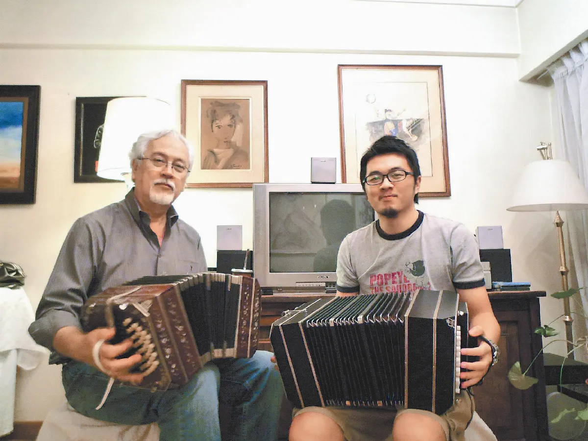 台灣第1人  吳詠隆 德手風琴賽掄冠