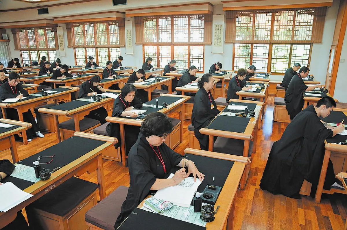 從抄經修持入寶山  體認人間佛教