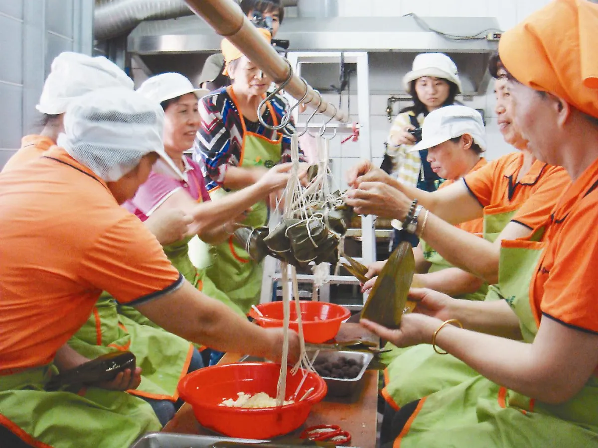 【社區部落格】紅豆水晶粽 品嘗古早味