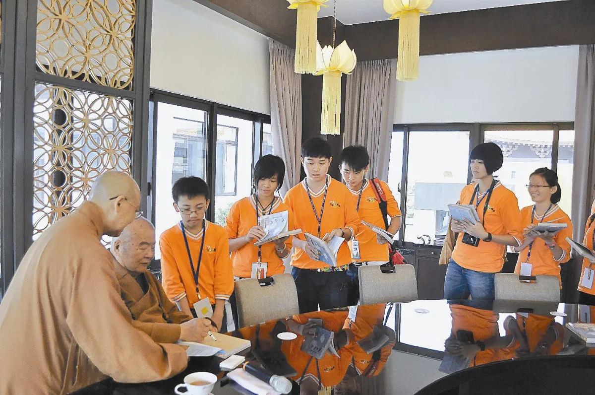 大馬青年台灣尋根之旅永不退票  向星雲大師學習承擔