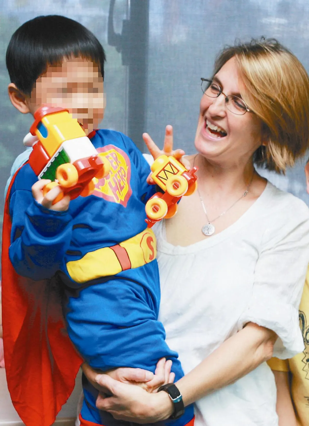 台最年幼愛滋兒 夫婦跨海領養