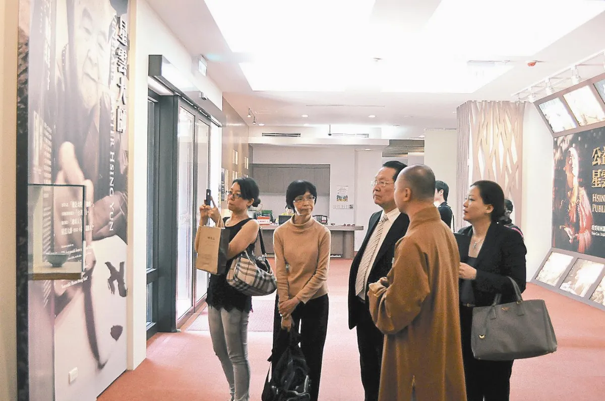 嚮往久矣  媒體總編輯訪佛館