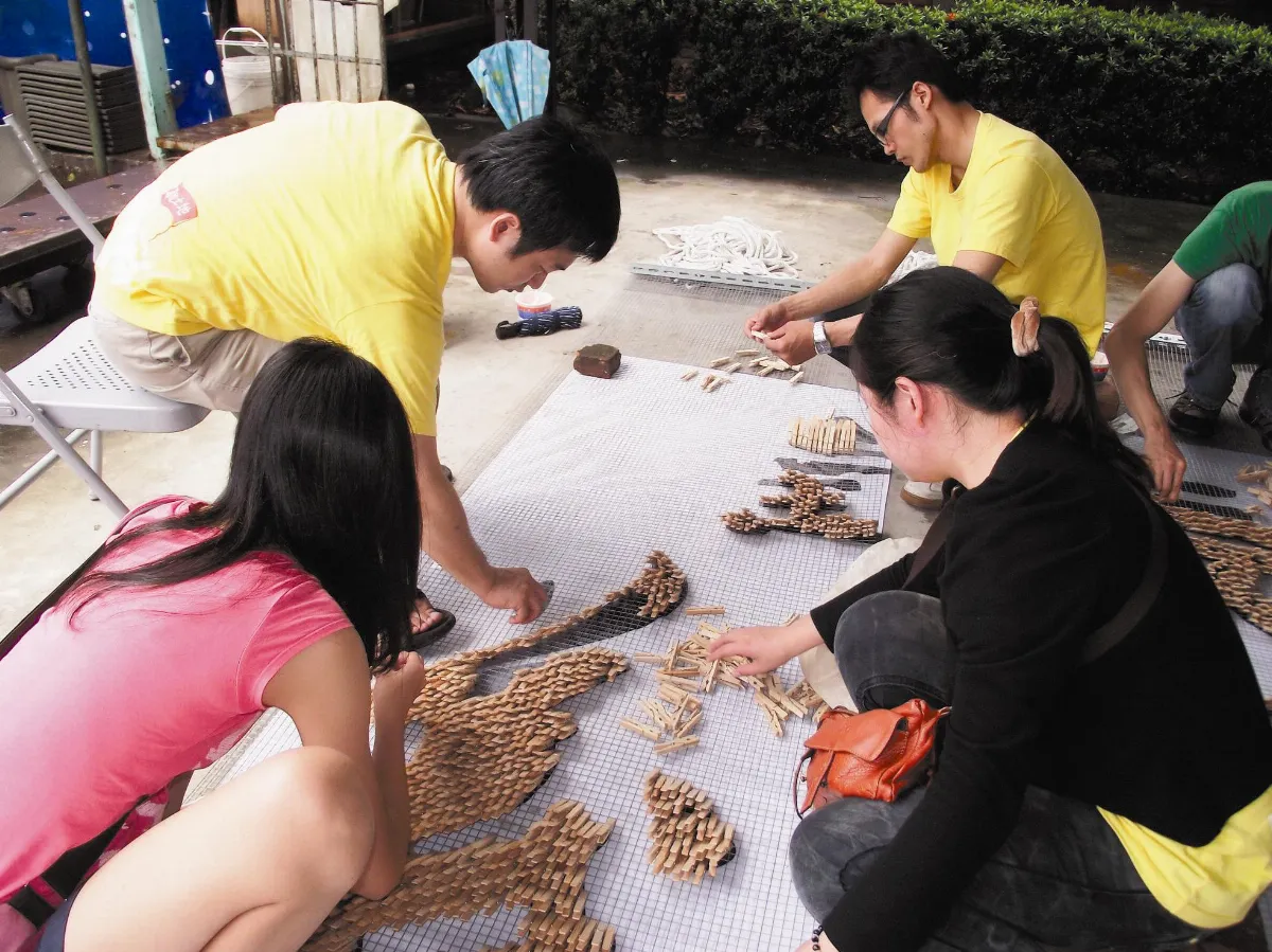 南屯天主堂重畫爭議教友綁黃絲帶 盼爭取宗教專用區