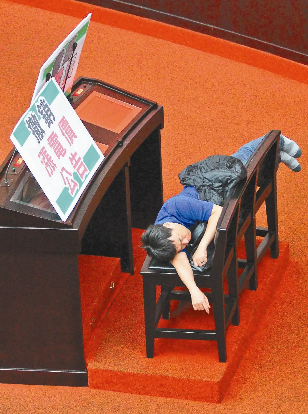 立院休會救災？ 今最後協商