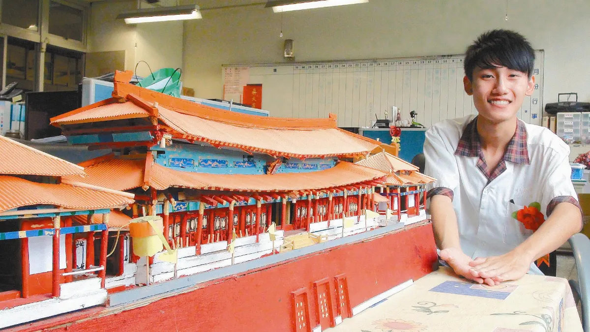 廢物利用 創作模型紫禁城