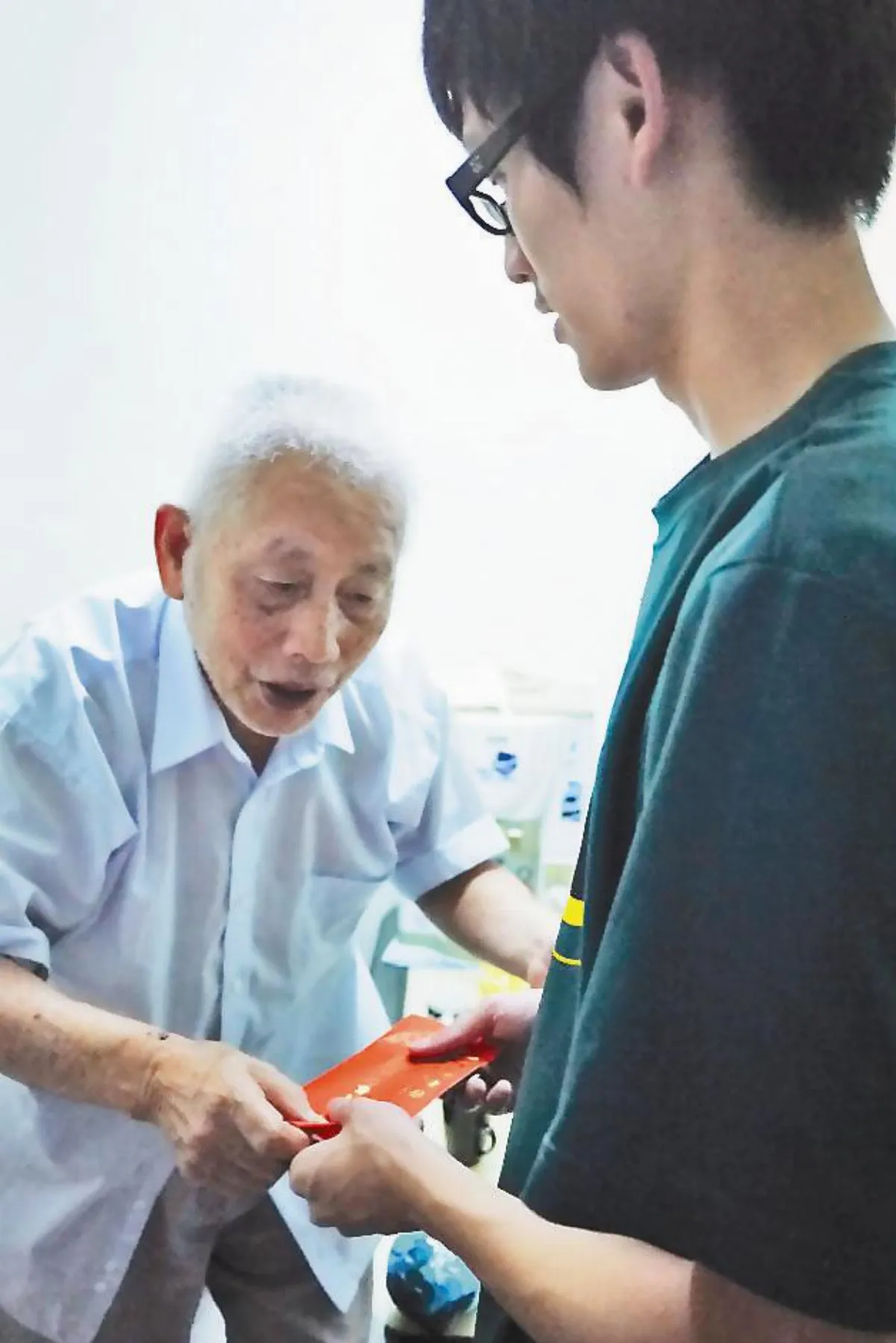 走過戰亂 老兵10年捐500萬