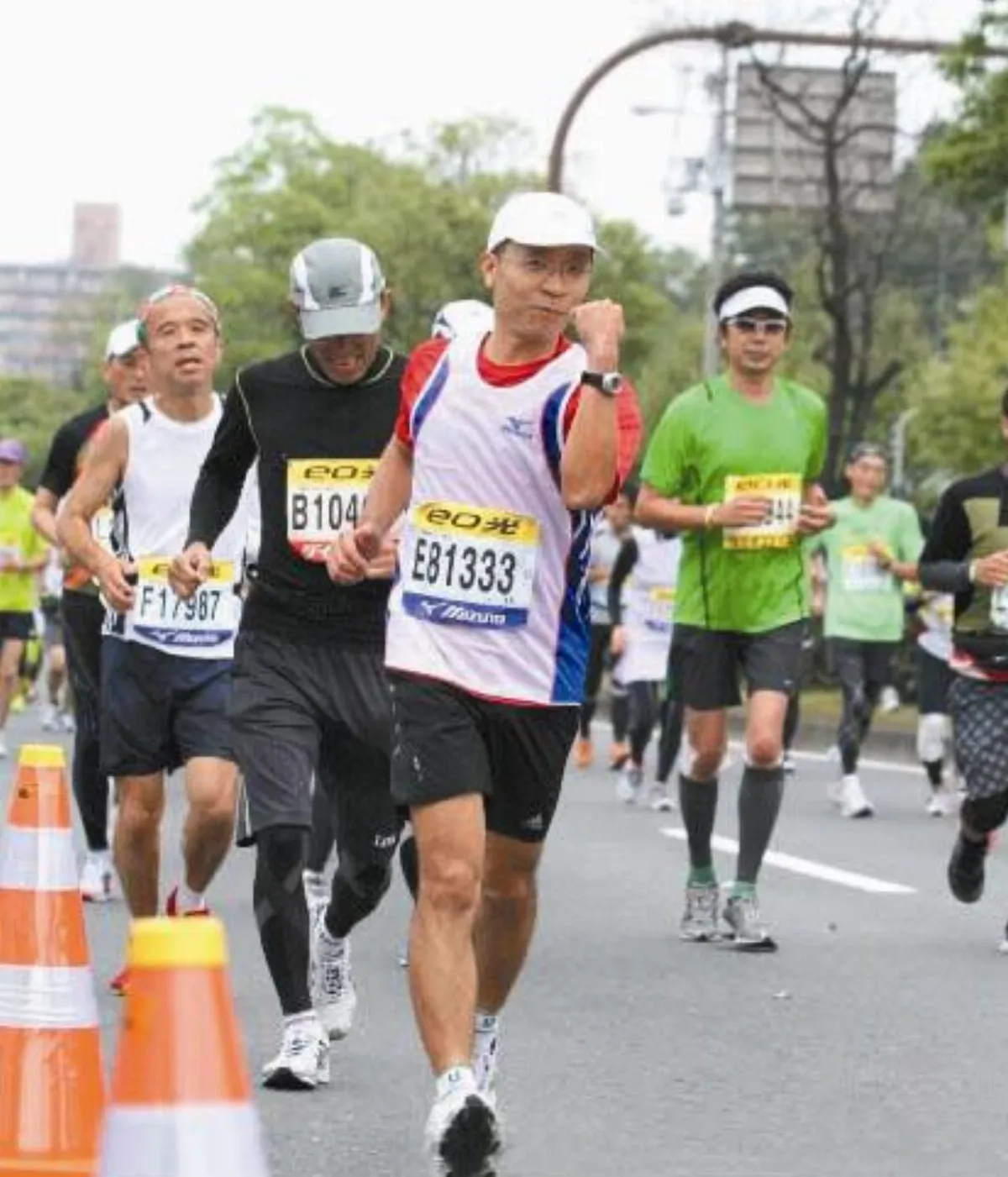 百業百態曾文祺既是記者 也是選手