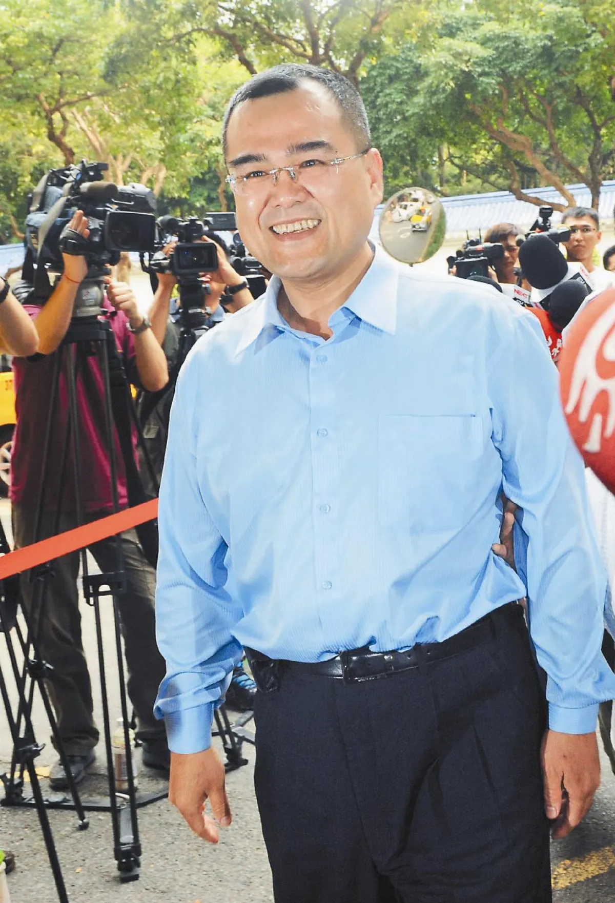 釐清案情 特偵組傳訊林益世夫婦