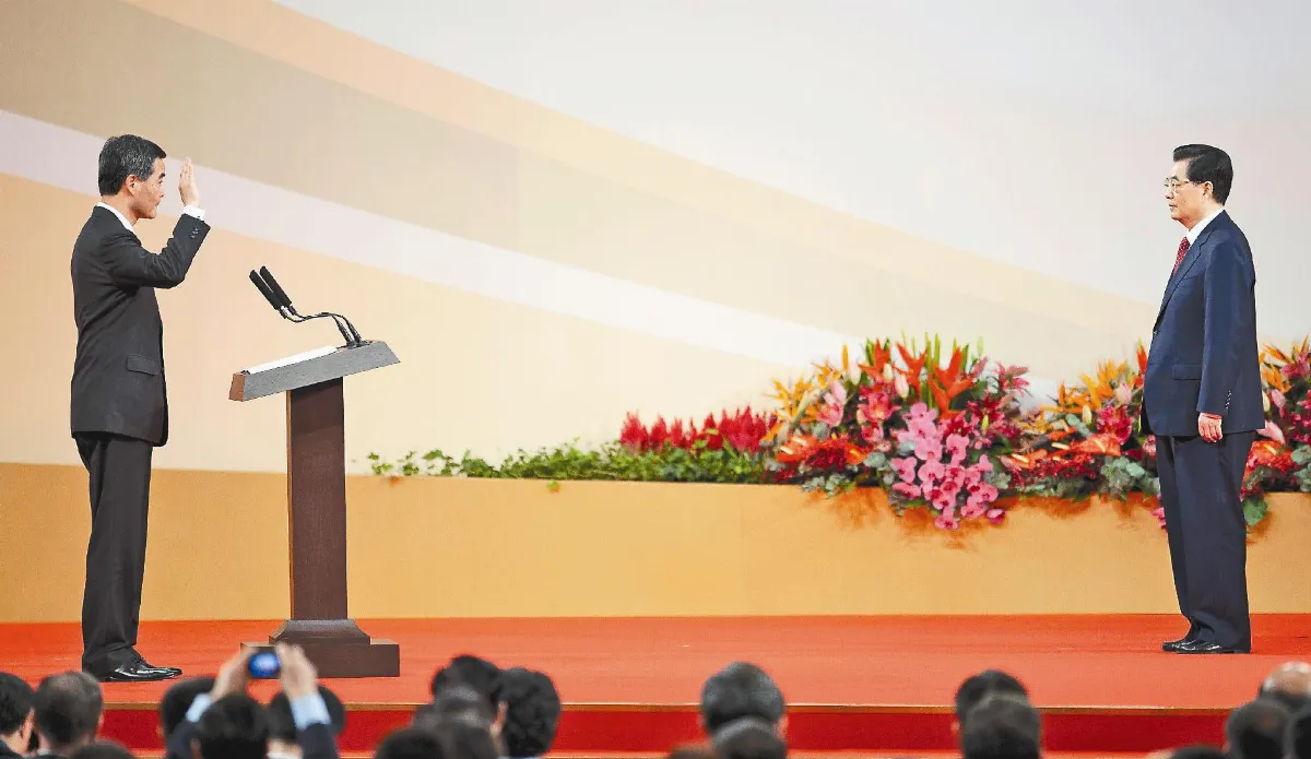 港第4任特首就職 梁振英時代來臨