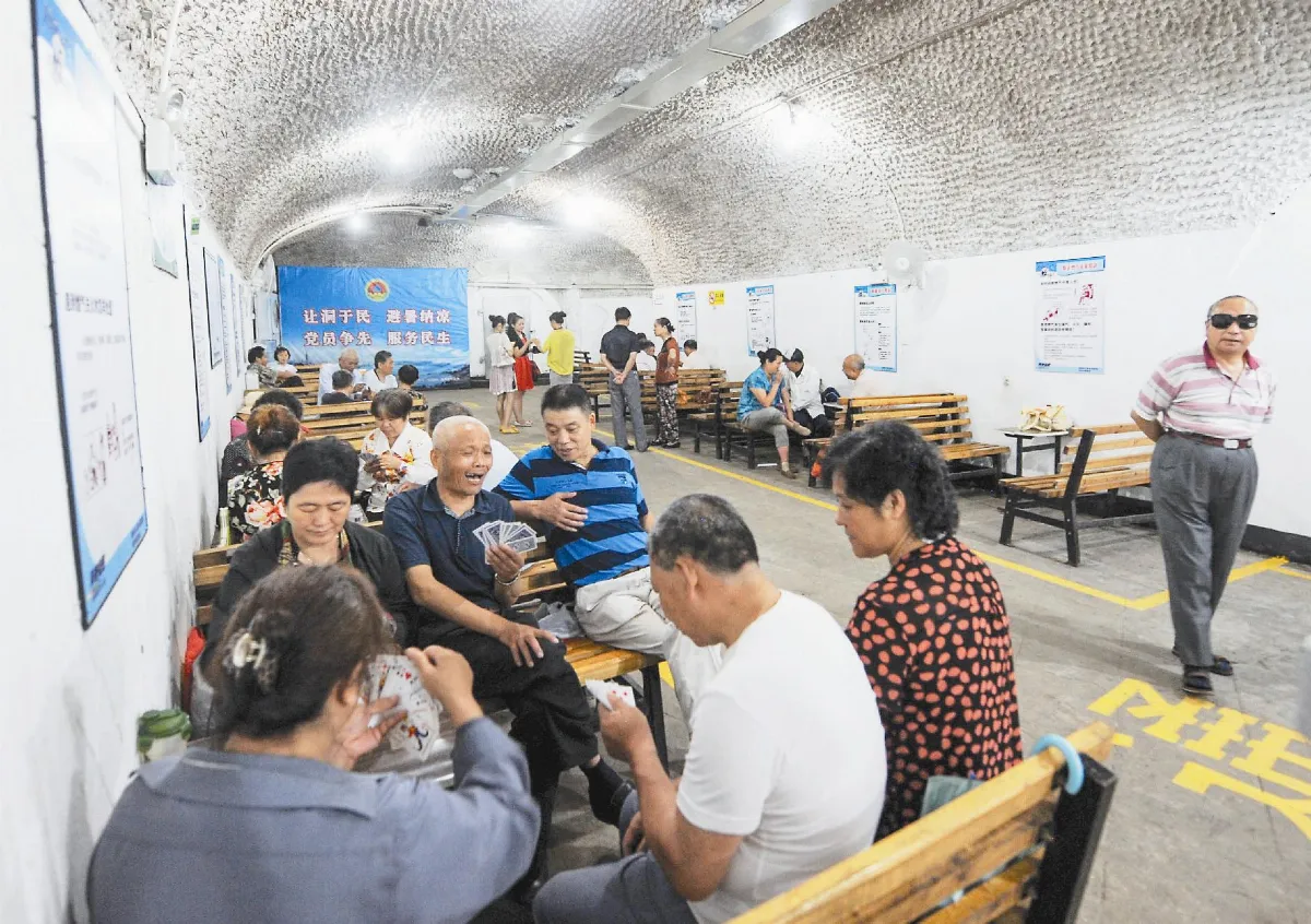 杭州開放防空洞  避暑納涼