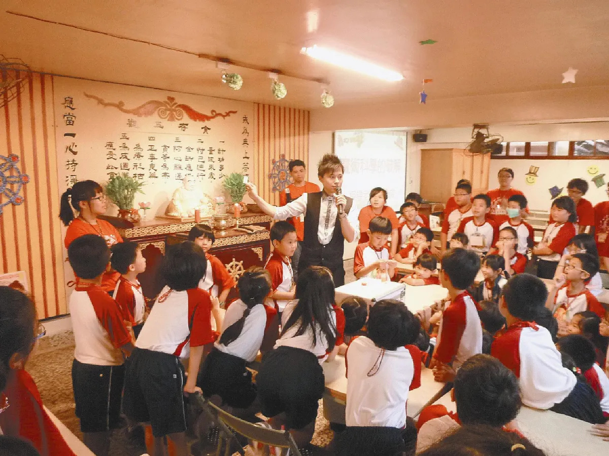 夏令營開營 佛光兒童開心過暑假