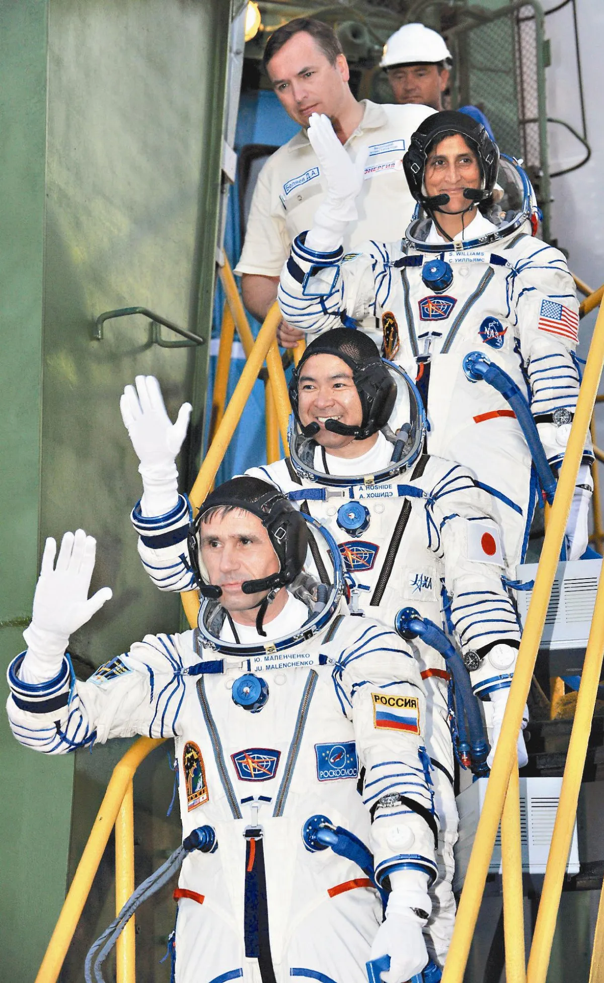 兩個月首趟載人 美俄日3太空人升空