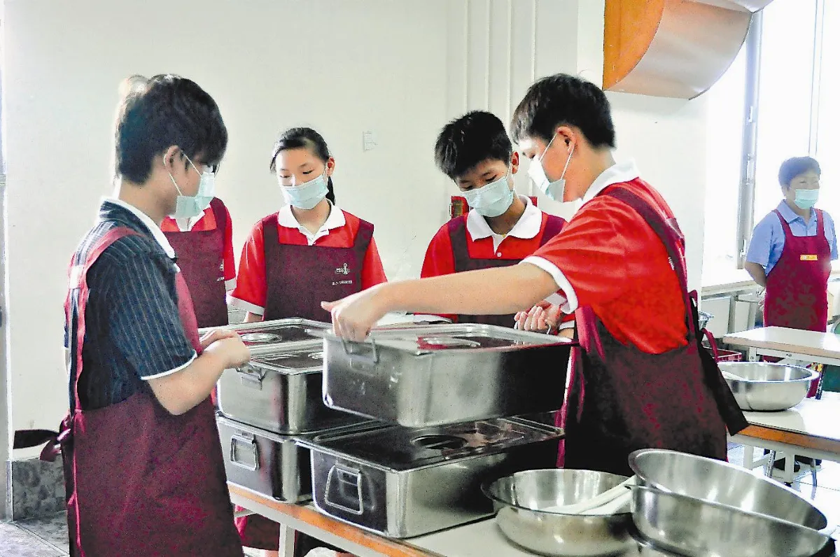 行堂是動中禪 青年義工秀活力