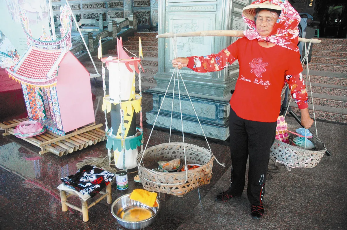 挑飯擔、糊水傳百年口湖鄉牽水狀文化祭 昨登場